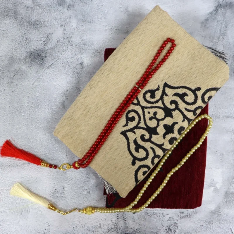 سجدة - سجادتي صلاة لك ولها